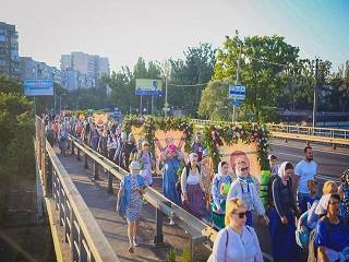 В Одесской области более 10 тыс верующих приняли участие в крестном ходе УПЦ